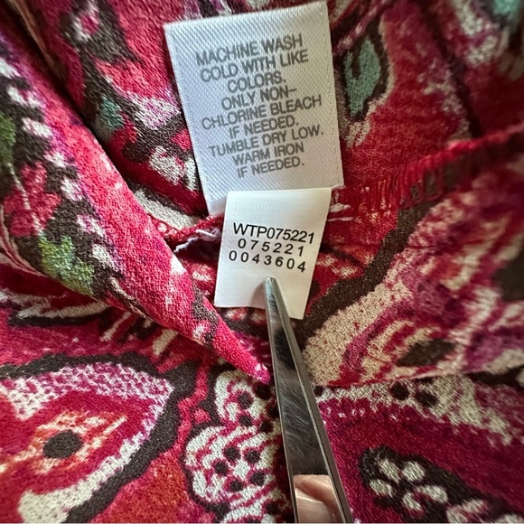 J Jill Blouse Womens L Red Paisley Long Sleeve Button Cuff Boho Floral Office - Picture 12 of 13